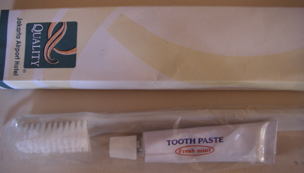 dental set toothbrush and toothpaste Travel New Sealed Emirates Palace Hotel